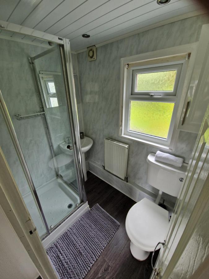 Ranger - Snowdon Cabins Holiday Let Caernarfon Caeathro エクステリア 写真